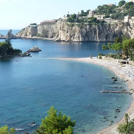 Holiday home Beachfront Penthouse Taormina