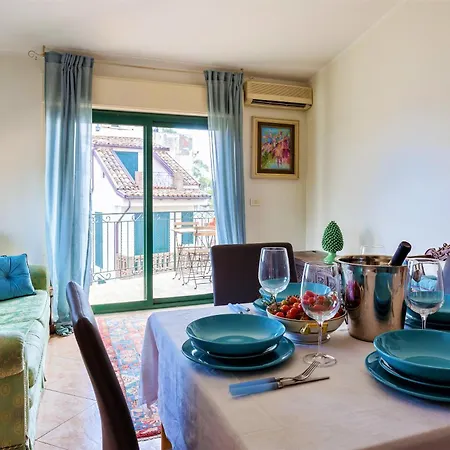 Beachfront Penthouse * Taormina