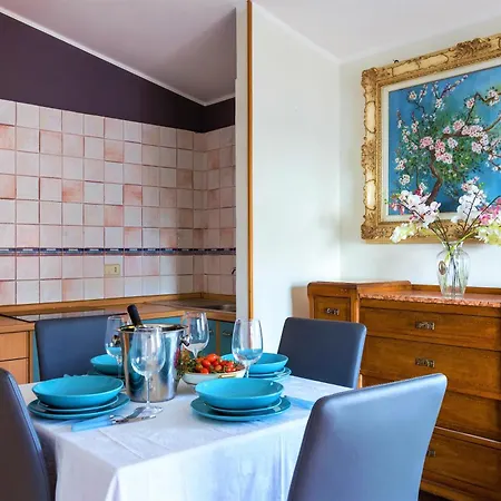Holiday home Beachfront Penthouse Taormina