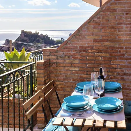 Beachfront Penthouse Taormina