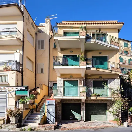 Beachfront Penthouse Taormina